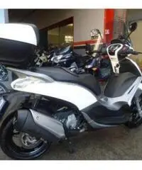 PIAGGIO Beverly 350 Sport Touring i.e. ABS - 3