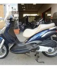 PIAGGIO Beverly 250 Base