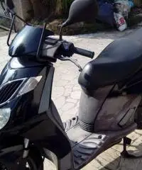 Aprilia Sport City 200 - 2