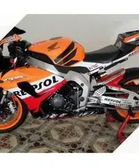 Cbr 1000 rr repsol 2007