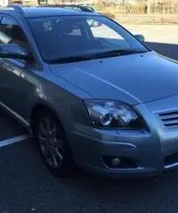 TOYOTA Avensis 2.2 D-4D 16V Station Wagon - 3