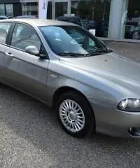 ALFA ROMEO 147 1.6 16V TS (105) 5 porte Progression - 4