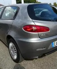 ALFA ROMEO 147 1.6 16V TS (105) 5 porte Progression - 7