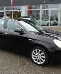 ALFA ROMEO Giulietta 1.4 Turbo 120 CV GPL Distinctive - 4