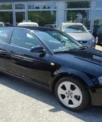 AUDI A3 1.6 16V FSI Ambition - 4