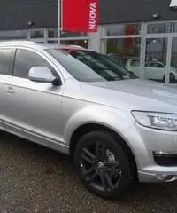 AUDI Q7 3.0 V6 TDI 233CV quattro tiptronic - 4