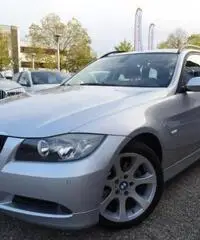 BMW 320 d cat Touring Attiva