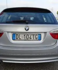 BMW 320 d cat Touring Attiva - 6