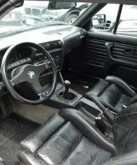 BMW 320 i Cabriolet - 9