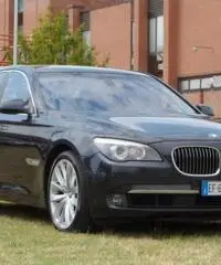 BMW 740 d xDrive Eccelsa - 2