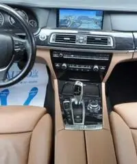 BMW 740 d xDrive Eccelsa - 9