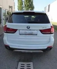 BMW X5 xDrive30d 258CV Experience TETTO + TELECAMERA - 4