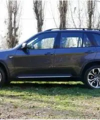 BMW X5 xDrive40d Futura - 8