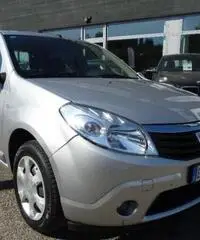 DACIA Sandero 1.5 dCi 70CV Ambiance - 3