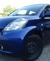 DAIHATSU Sirion 1.3 16V 4WD Mio