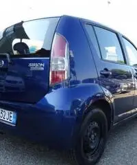 DAIHATSU Sirion 1.3 16V 4WD Mio - 5