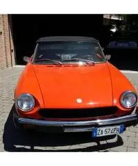 FIAT 124 SPIDER