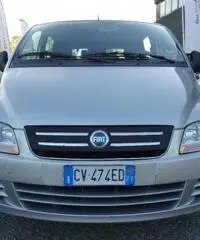 FIAT Multipla 1.6 16V Natural Power Dynamic - 2