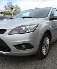 FORD Focus 1.6 (115CV) 5p. Bz.- GPL Titanium