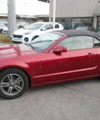 FORD Mustang cabrio - 3