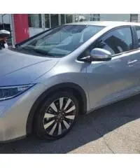 HONDA Civic 1.4 i-VTEC Elegance Navi