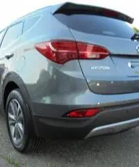 HYUNDAI Santa Fe 2.2 CRDi 4WD A/T Style - 7