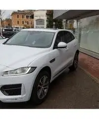 JAGUAR F-Pace 2.0d 180 CV AWD aut. R-Sport - 2