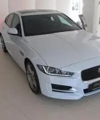 JAGUAR XE 2.0 D Turbo 180CV aut. R-Sport - 4