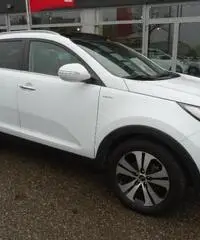 KIA Sportage 2.0 CRDI VGT 184CV AWD R - 4