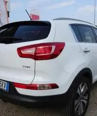 KIA Sportage 2.0 CRDI VGT AWD Class - 5