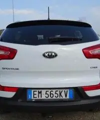 KIA Sportage 2.0 CRDI VGT AWD Class - 6