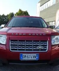 LAND ROVER Freelander 2.2 TD4 S.W. SE - 2