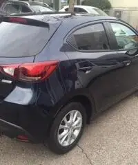 MAZDA 2 1.5 105 CV Skyactiv-D Evolve - 3