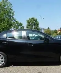 MAZDA 2 1.5 Skyactiv-G 75cv Evolve NEOPATENTATI - 3