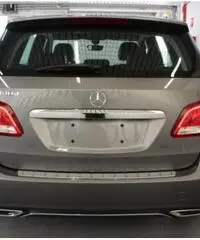 MERCEDES-BENZ B 180 d SPORT - 8