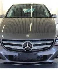 MERCEDES-BENZ B 180 d AUTOMATIC SPORT - 10