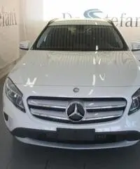 MERCEDES-BENZ GLA 180 Executive - 10