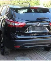 NISSAN Qashqai 1.5 dCi N-Connecta - 2