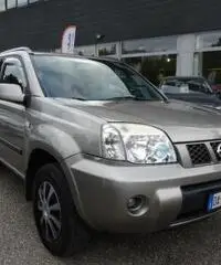 NISSAN X-Trail 2.2 dCi Elegance - 3