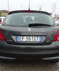 PEUGEOT 207 1.4 8V 75CV 5p. X Line - 6