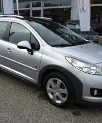 PEUGEOT 207 1.6 8V HDi 112CV SW Outdoor - 4