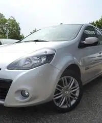 RENAULT Clio 1.2 16V 5 porte Dynamique