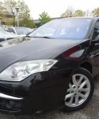 RENAULT Laguna 2.0 dCi 150CV SporTour Techno Nav