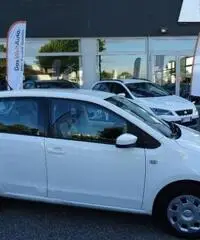 SEAT Mii 1.0 ASG 5 porte Style - 4