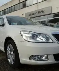 SKODA Octavia 1.6 Wagon Ambition GPLine - 3