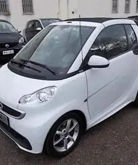 SMART ForTwo 1000 52 kW MHD cabrio pulse