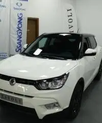 SSANGYONG Tivoli 1.6ds BE Visual Navy