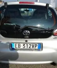 TOYOTA Aygo 1.0 12V VVT-i 5 porte Sol - 6