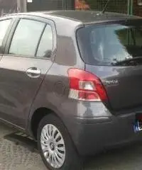 toyota yaris 1.0 con gas gpl 2011 - 2