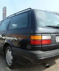 VOLKSWAGEN Passat 1800i Variant GL - 7